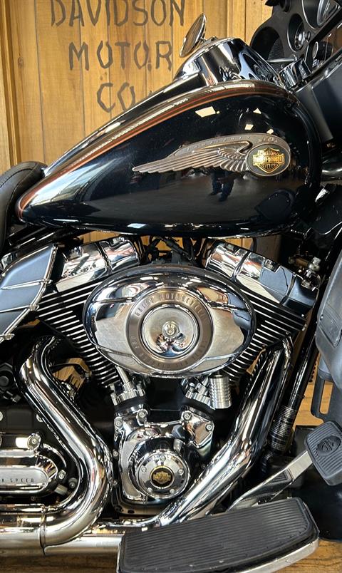 2013 Harley-Davidson Tri Glide in Harrisburg, Pennsylvania - Photo 2