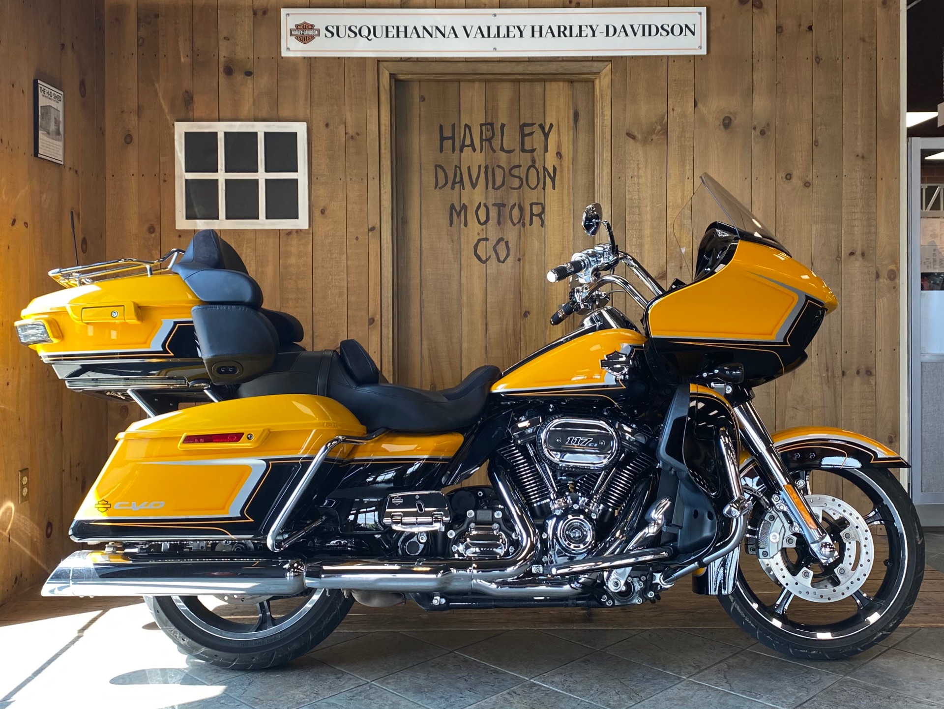 2022 Harley-Davidson Road Glide Limited CVO in Harrisburg, Pennsylvania - Photo 1