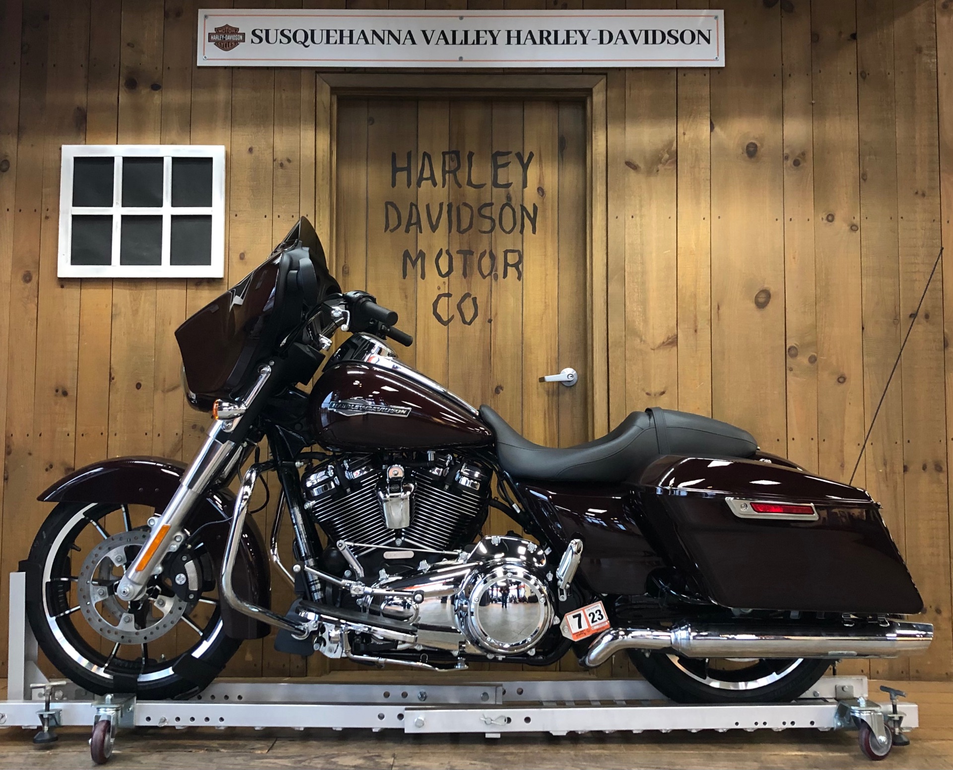 2022 Harley-Davidson Street Glide in Harrisburg, Pennsylvania - Photo 4