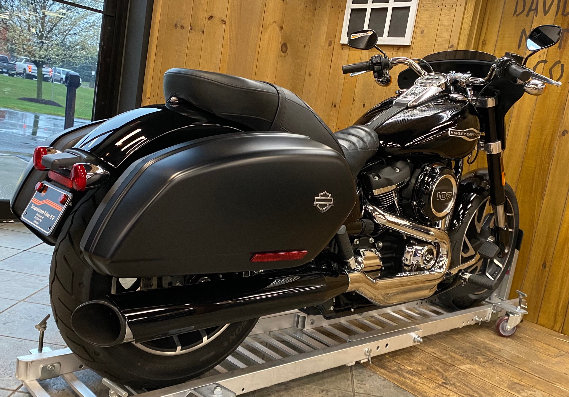 2018 Harley-Davidson Sport Glide in Harrisburg, Pennsylvania - Photo 8