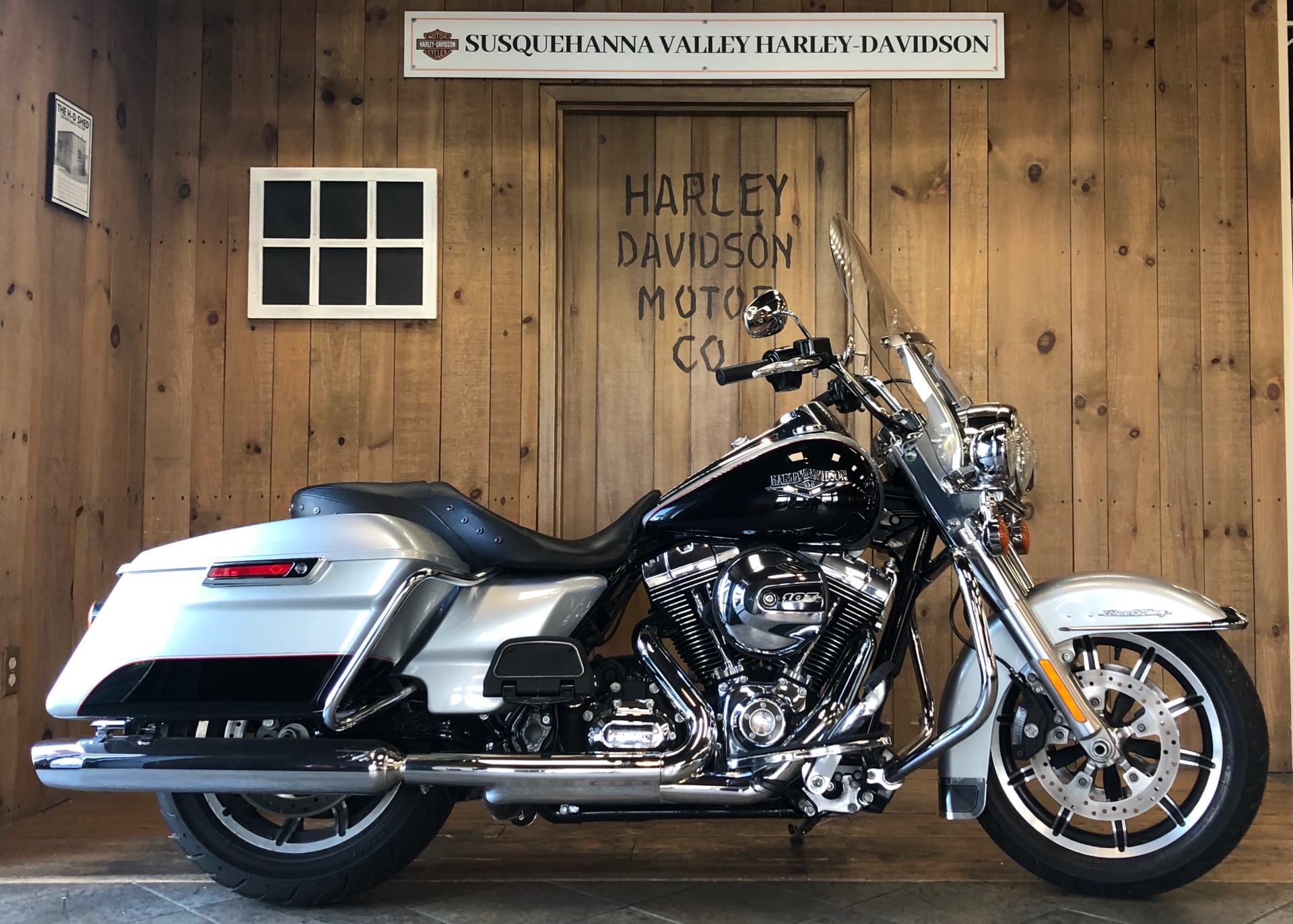 2015 Harley-Davidson Road King in Harrisburg, Pennsylvania - Photo 1