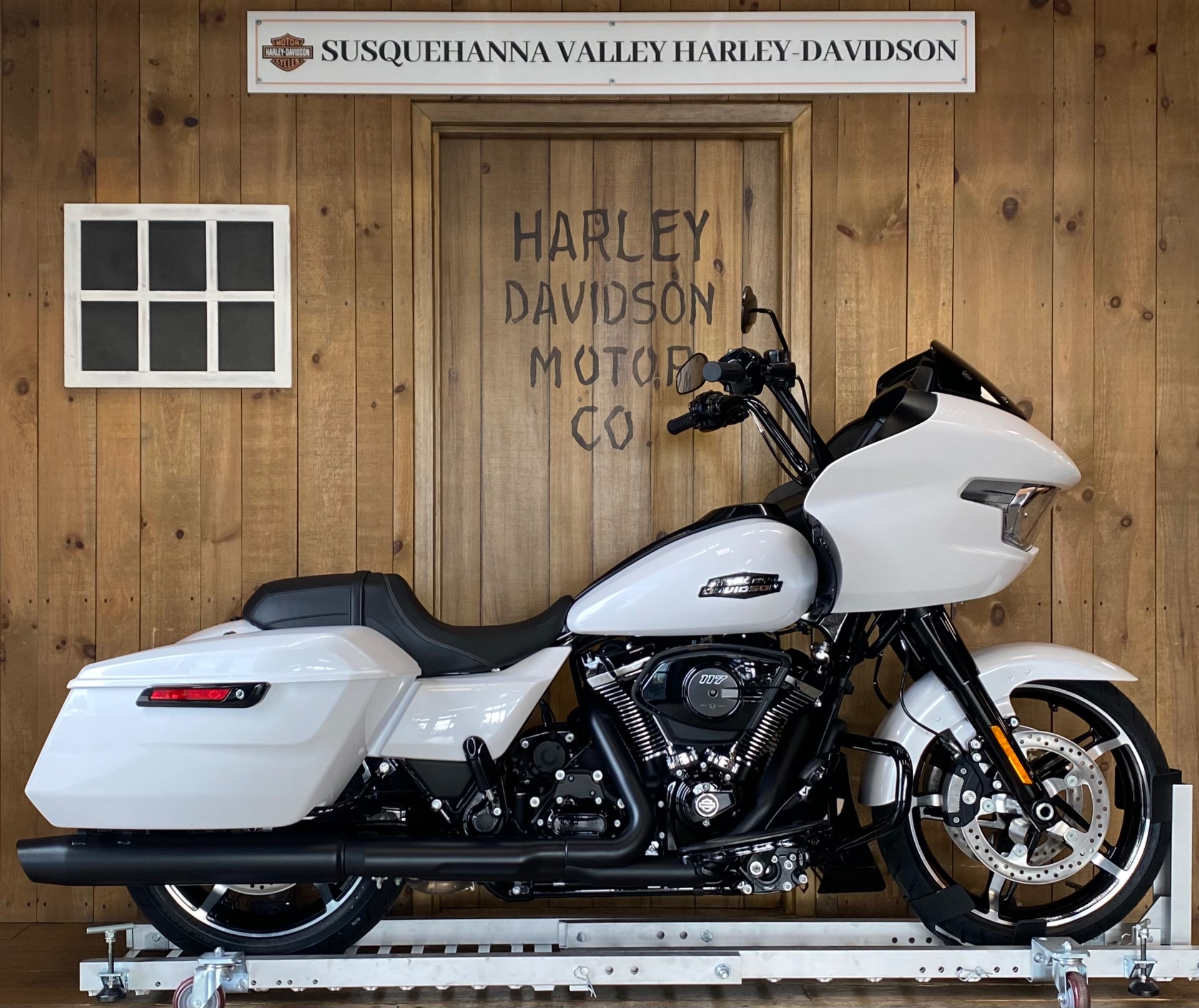 2024 HarleyDavidson Road Glide White Onyx Pearl