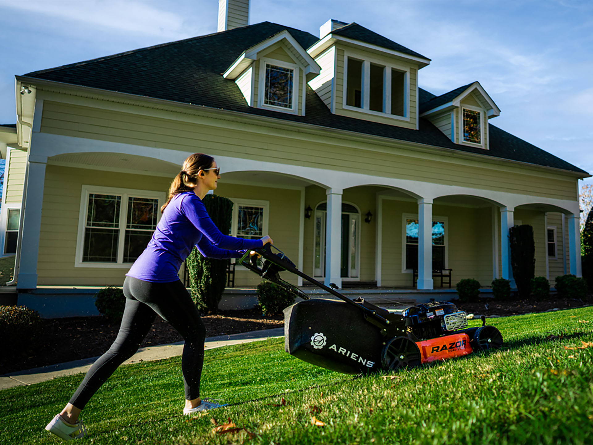 Ariens Razor 21 in. Push Briggs & Stratton EX 625 in Kansas City, Kansas - Photo 11