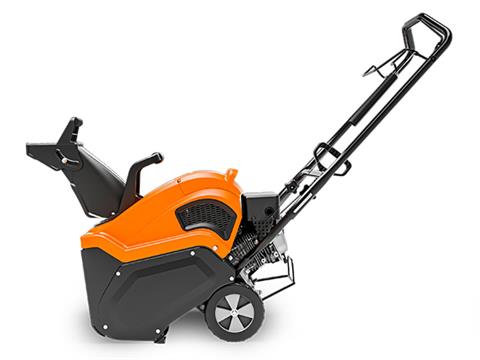Ariens Path-Pro 208 ES in Old Saybrook, Connecticut - Photo 4