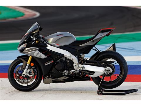 2023 Aprilia RSV4 1100 in Knoxville, Tennessee - Photo 9