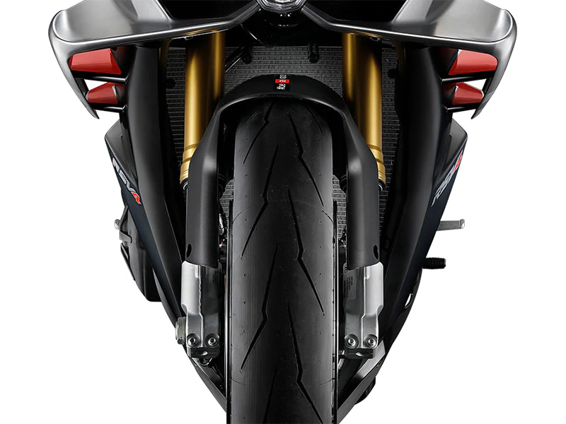 2024 Aprilia RSV4 1100 in Williamson, New York - Photo 7