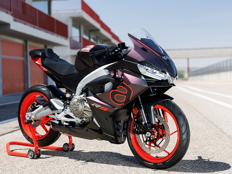 2025 Aprilia RS 457 in Los Angeles, California - Photo 13