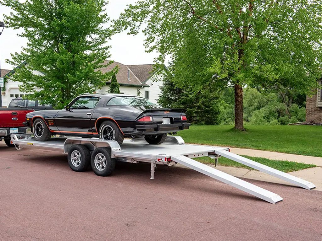 2024 ALUMA 8200 Wide Body Series Trailers 192 in. in North Bend, Oregon - Photo 4