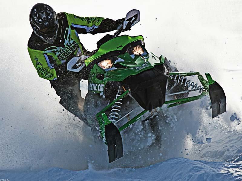 2011 Arctic Cat Sno Pro® 500 in Ironwood, Michigan - Photo 2