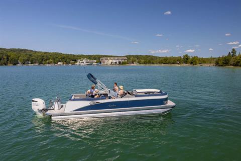 2023 Avalon Catalina Entertainer - 27' in Lancaster, New Hampshire - Photo 17