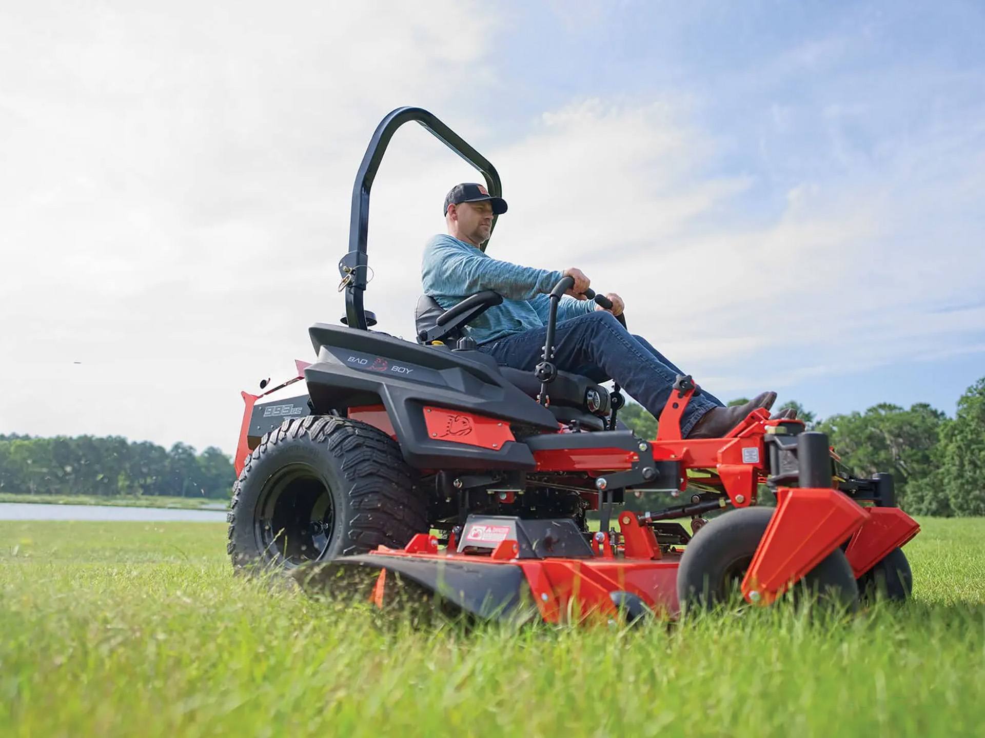 2023 Bad Boy Mowers Renegade Gas 61 in. Kohler EFI 38.5 hp in Winchester, Tennessee - Photo 2