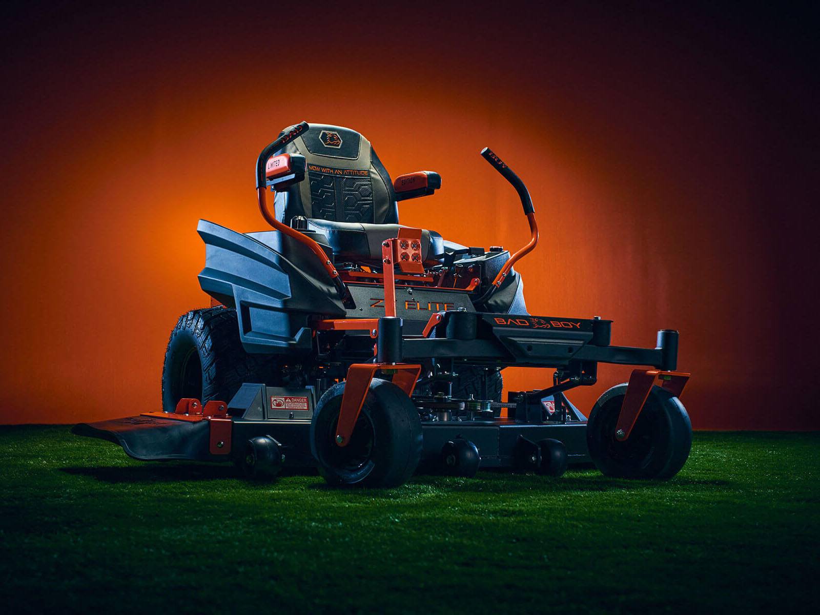 2023 Bad Boy Mowers ZT Elite Limited Edition 60 in. Briggs CX127 27 hp in Chanute, Kansas - Photo 2