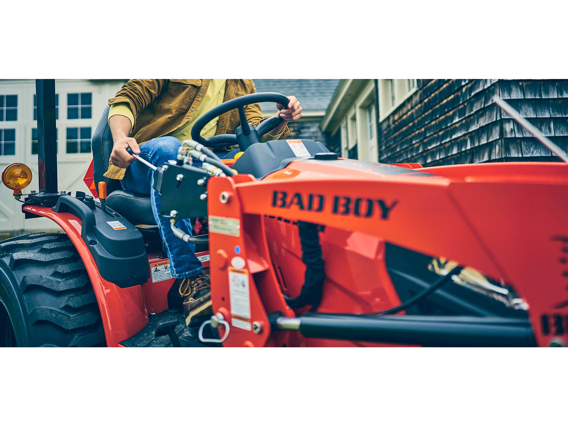 2025 Bad Boy Mowers 1025 with Mid-Mount Mower Deck in Waynesboro, Mississippi - Photo 4