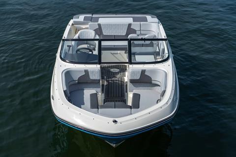 2025 Bayliner VR5 Bowrider in Kaukauna, Wisconsin - Photo 18