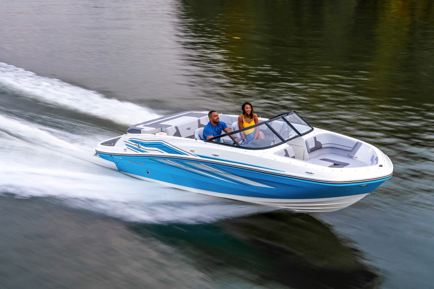 2025 Bayliner VR5 Bowrider in Kaukauna, Wisconsin - Photo 19