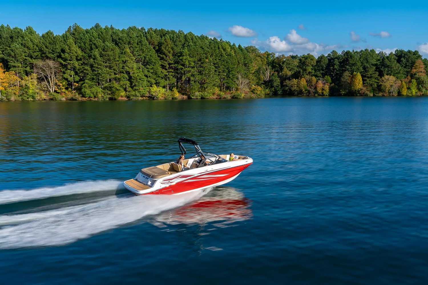 2025 Bayliner VR6 Bowrider in Kaukauna, Wisconsin - Photo 16