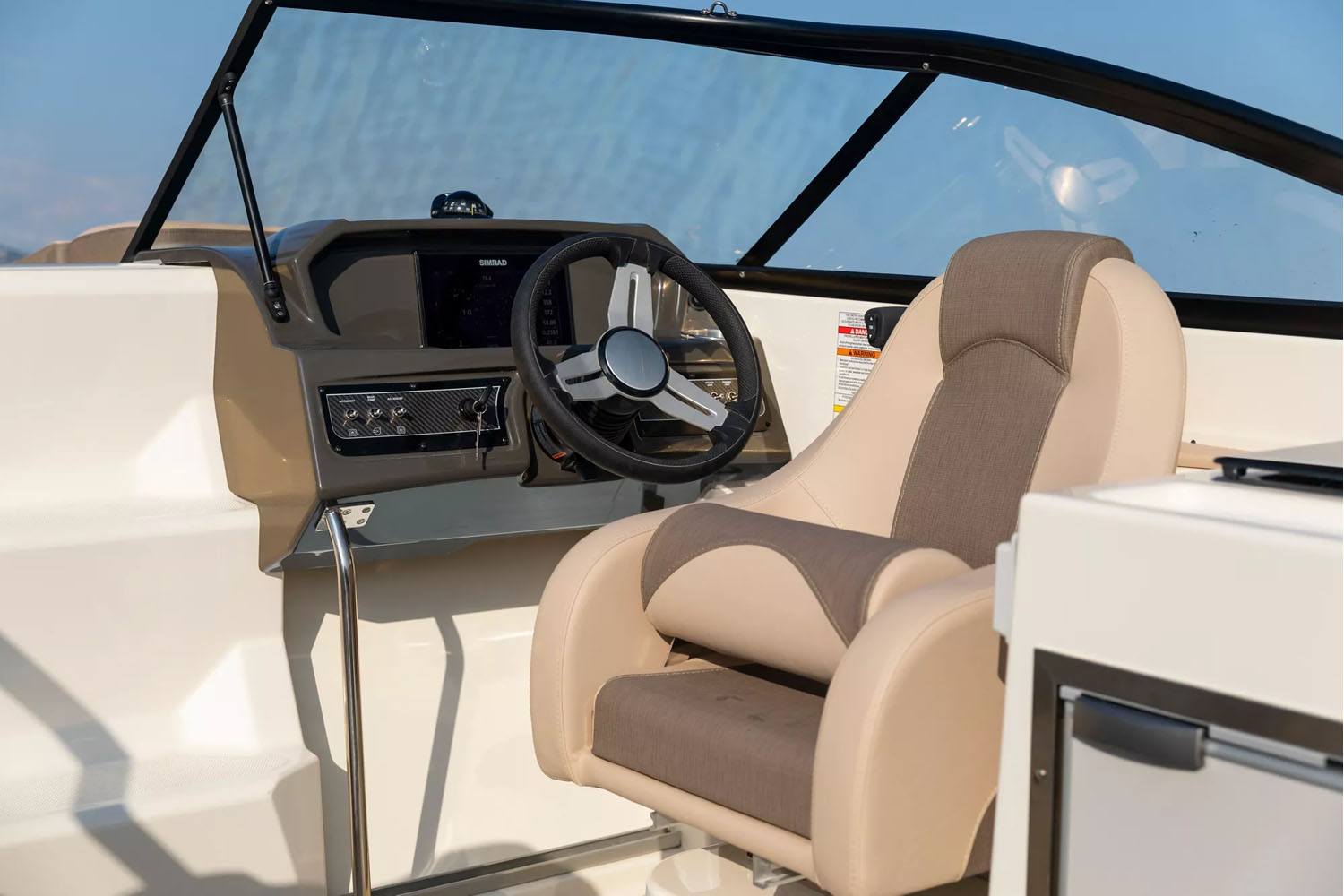 2024 Bayliner VR6 Cuddy Outboard in Kaukauna, Wisconsin