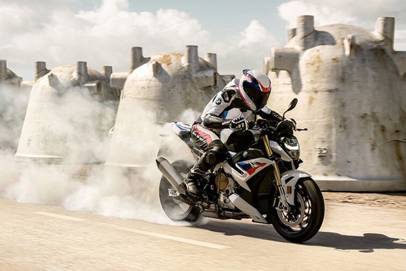2022 BMW S 1000 R in Middletown, Ohio - Photo 3