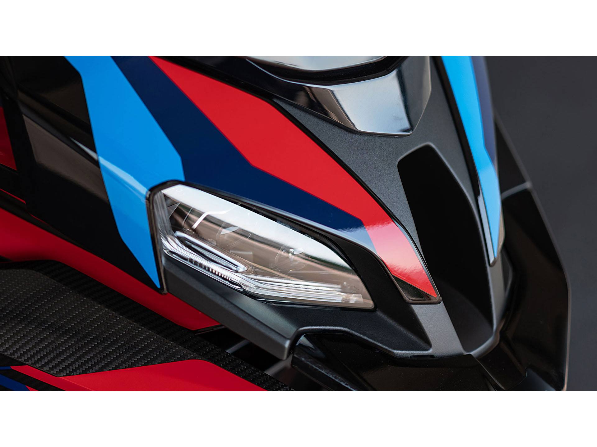 2024 BMW M 1000 XR in Middletown, Ohio - Photo 10