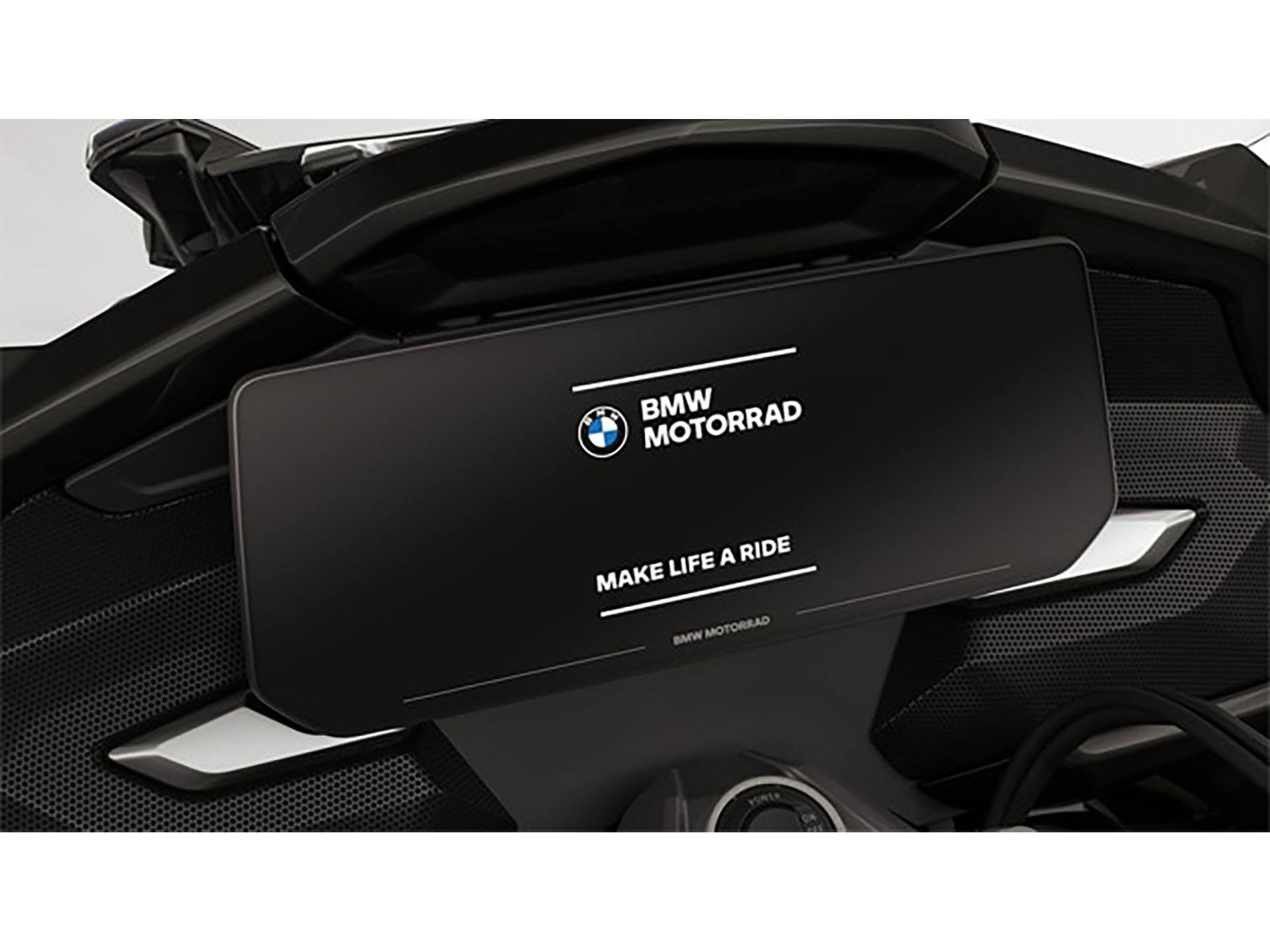 2024 BMW K 1600 Grand America in De Pere, Wisconsin - Photo 8