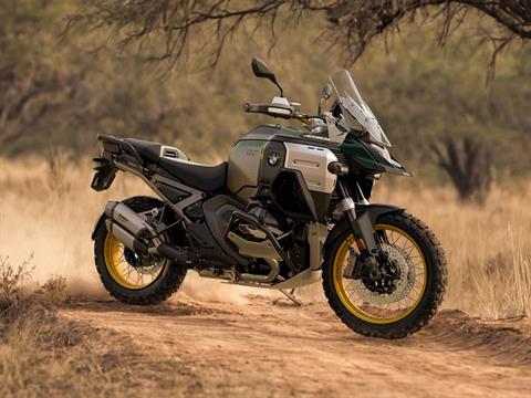 2025 BMW R 1300 GS Adventure in Iowa City, Iowa - Photo 10