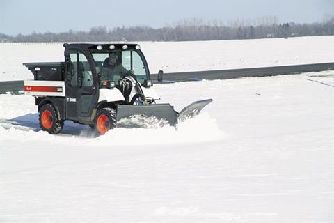 2022 Bobcat 108 in. Snow V-Blade in Union, Maine - Photo 2