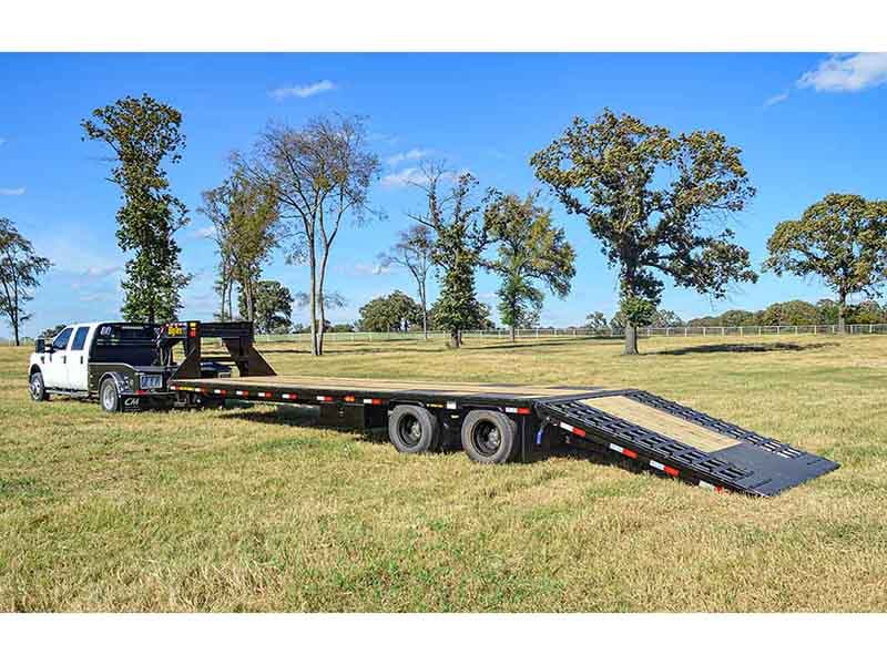 2024 Big Tex Trailers 22GN-HDTS Tandem Dual Wheel Gooseneck Trailers w/ Hydraulic Dovetail 35 ft. in Meridian, Mississippi