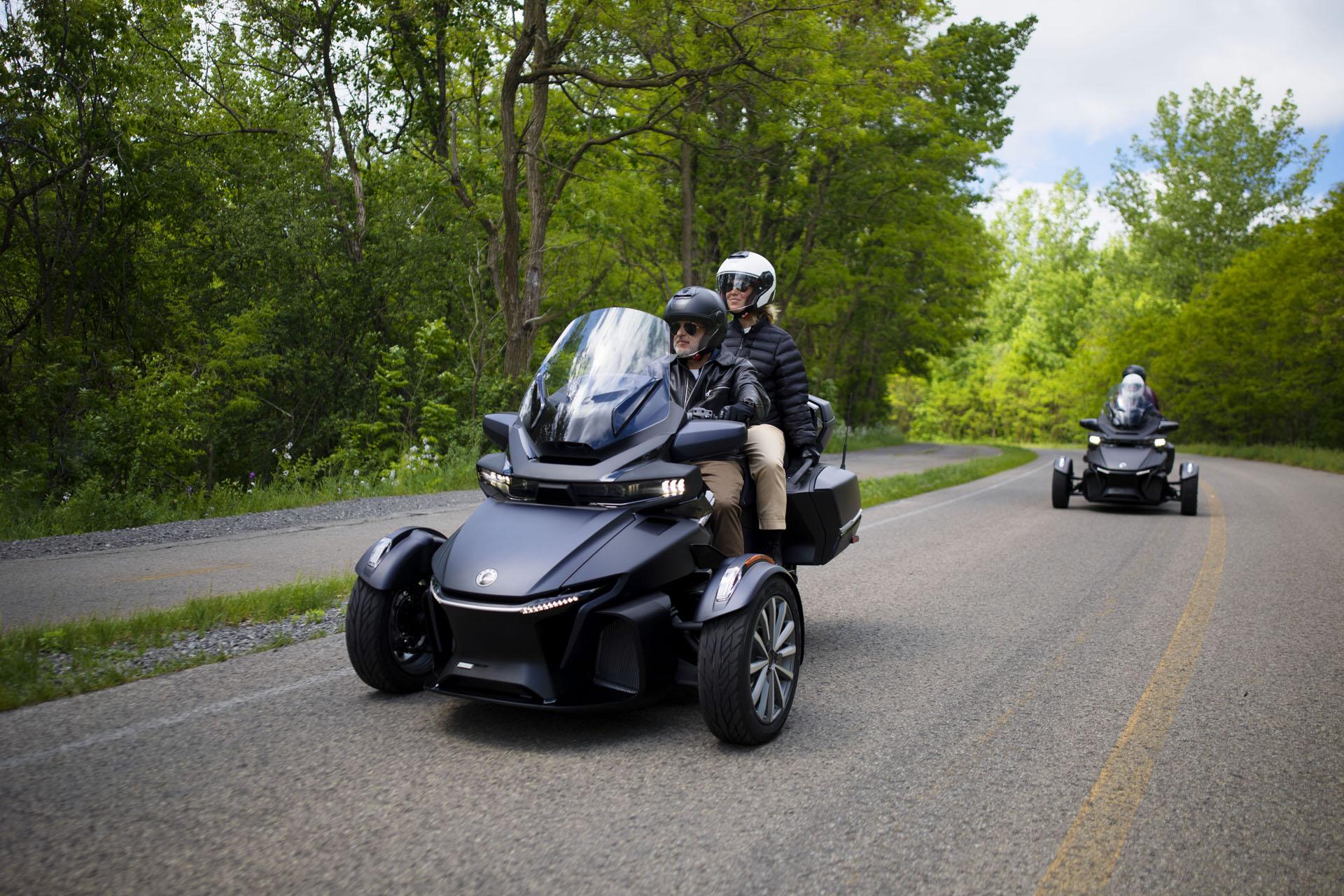 2022 Can-Am Spyder RT Sea-to-Sky in Wilmington, Illinois