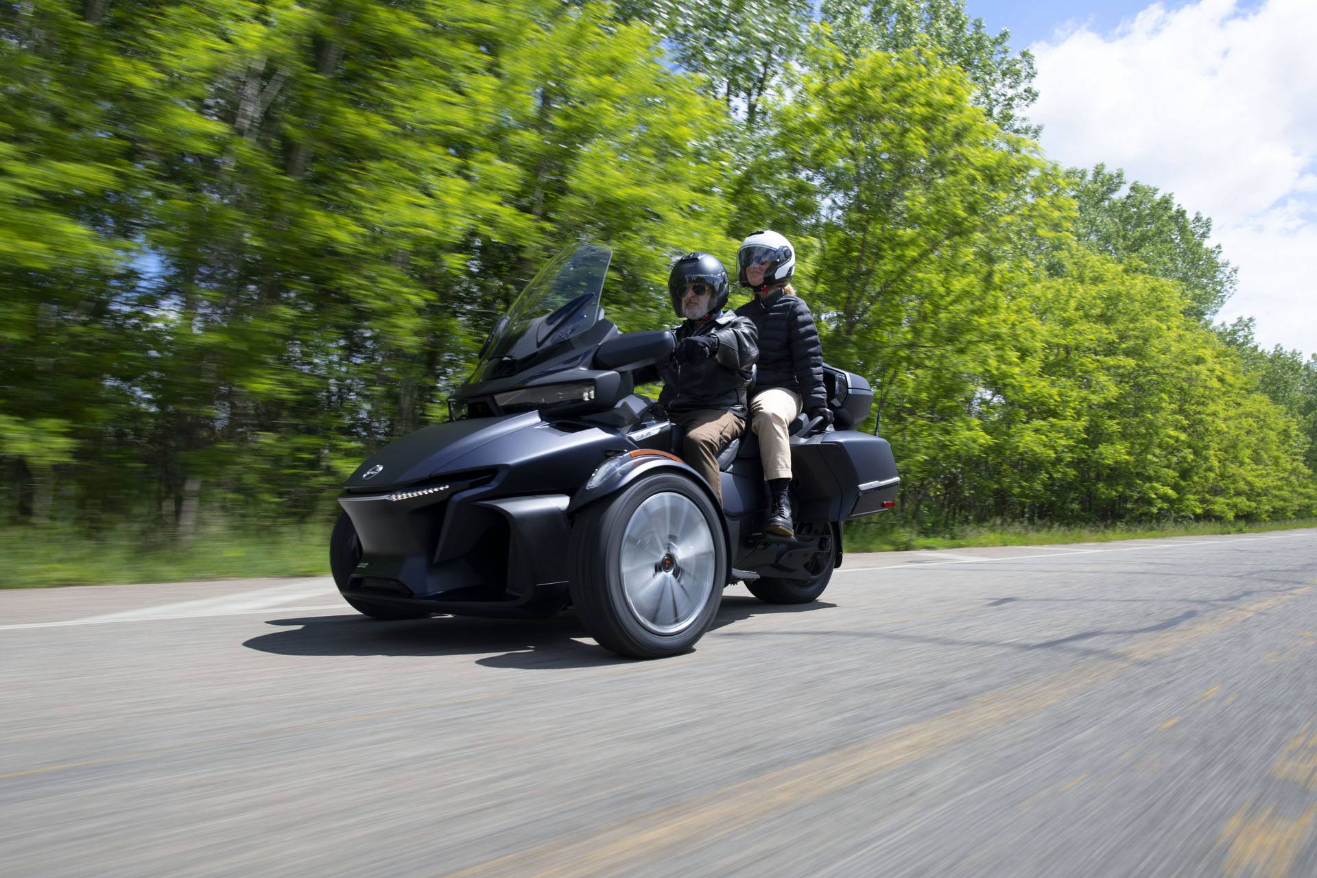 2022 Can-Am Spyder RT Sea-to-Sky in Conroe, Texas - Photo 3