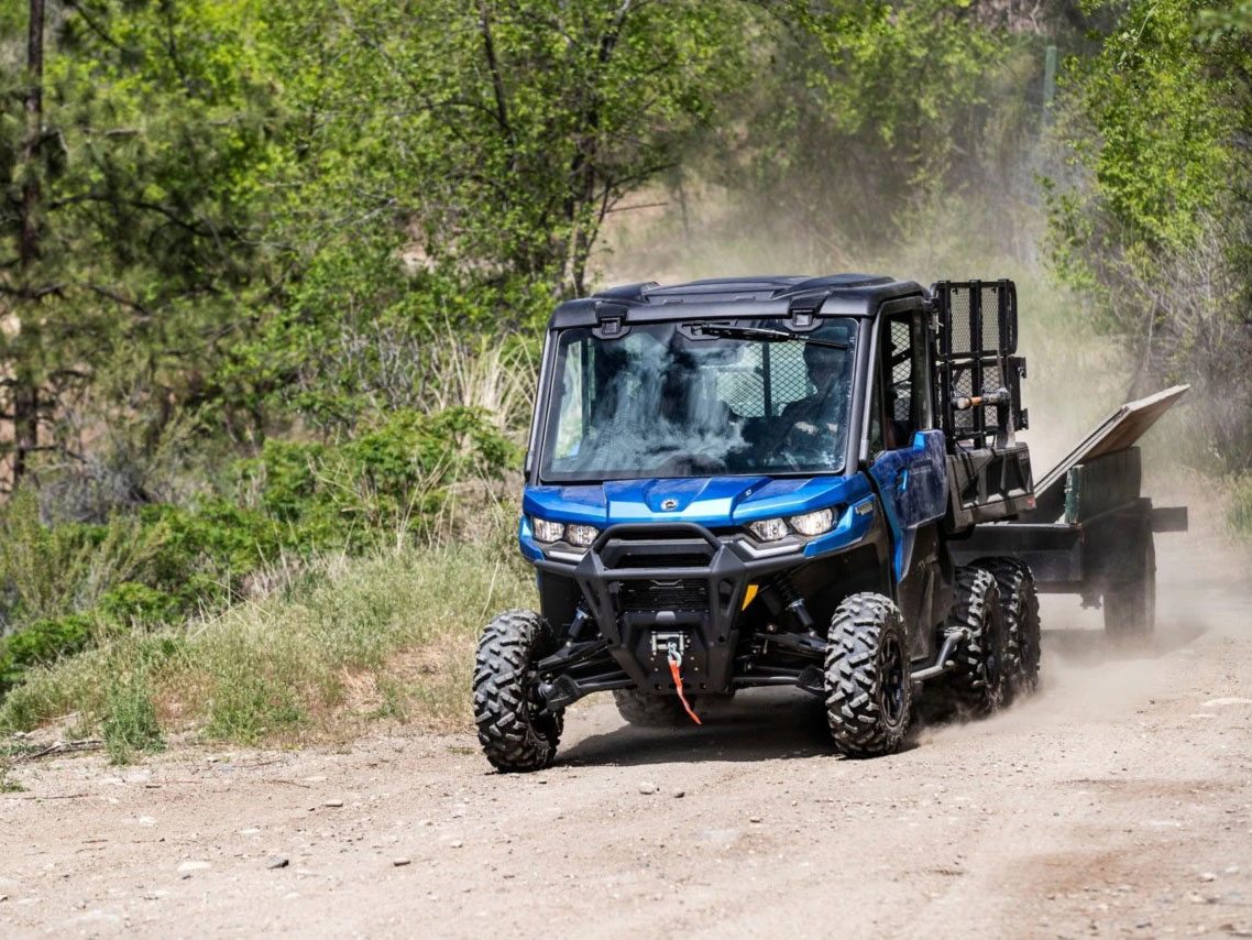 2022 Can-Am Defender 6x6 CAB Limited in Jesup, Georgia - Photo 2