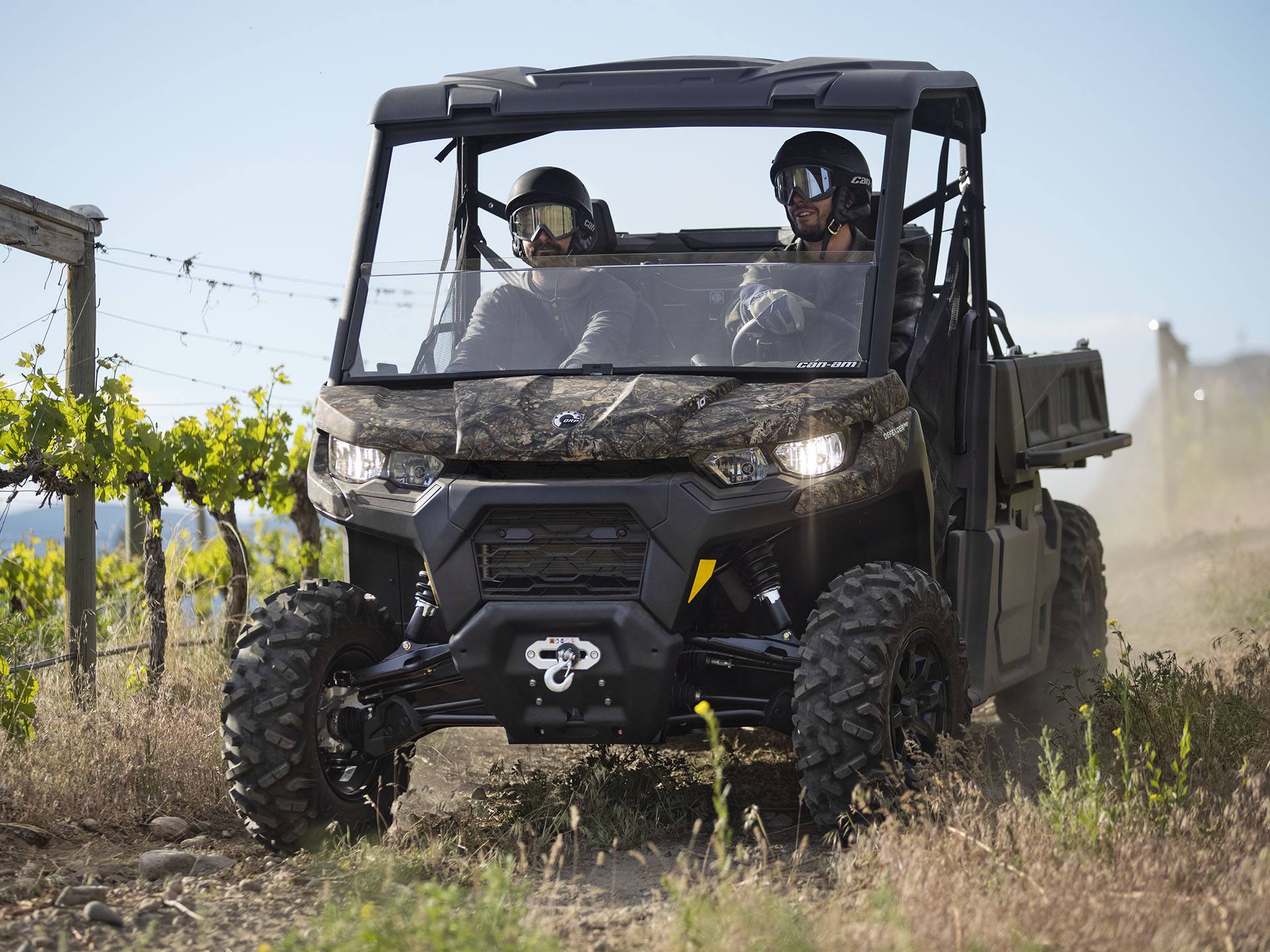 2022 Can-Am Defender Pro DPS HD10 in Cottonwood, Idaho - Photo 2