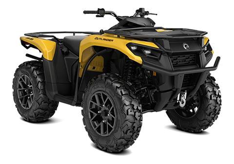 2023 Can-Am Outlander Max XT 700 in Wilmington, Illinois