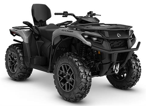 2023 Can-Am Outlander MAX XT 700 in Land O Lakes, Wisconsin - Photo 1