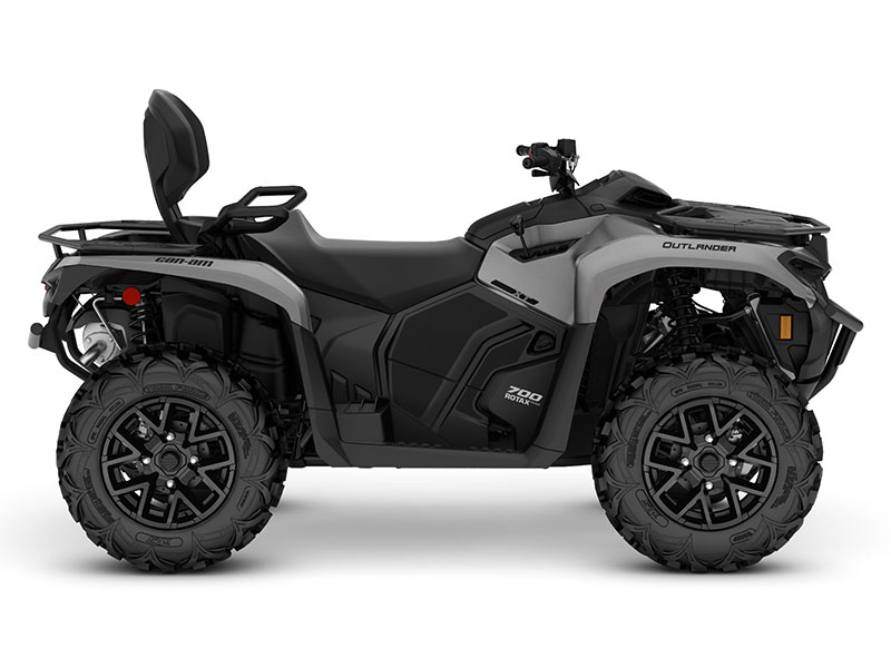2023 Can-Am Outlander MAX XT 700 in Mineral Wells, West Virginia - Photo 3