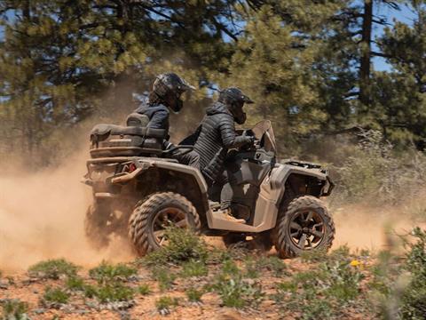 2023 Can-Am Outlander MAX XT 850 in Wilkes Barre, Pennsylvania - Photo 2