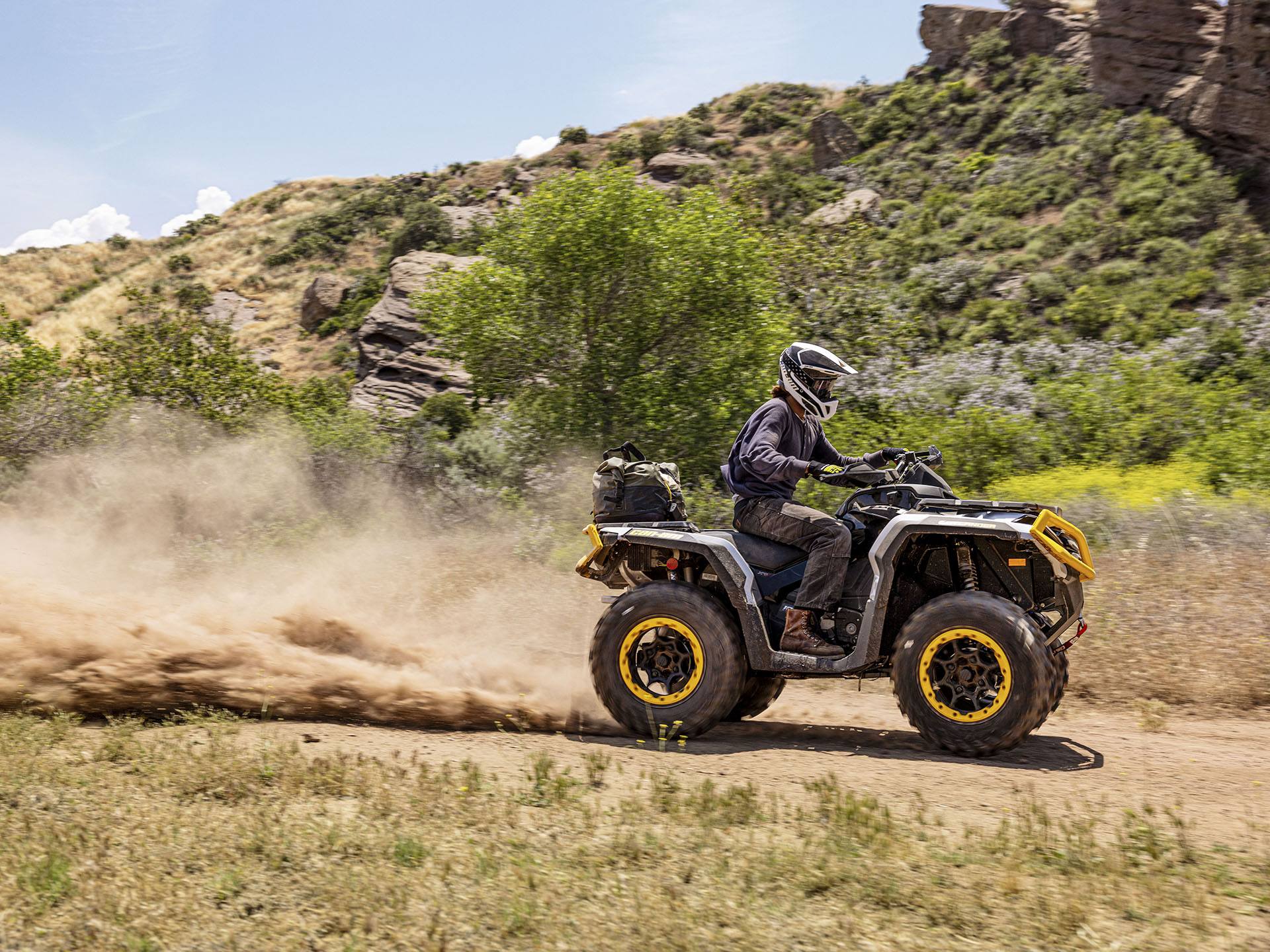 2024 Can-Am Outlander MAX XT-P 1000R in Jones, Oklahoma - Photo 9