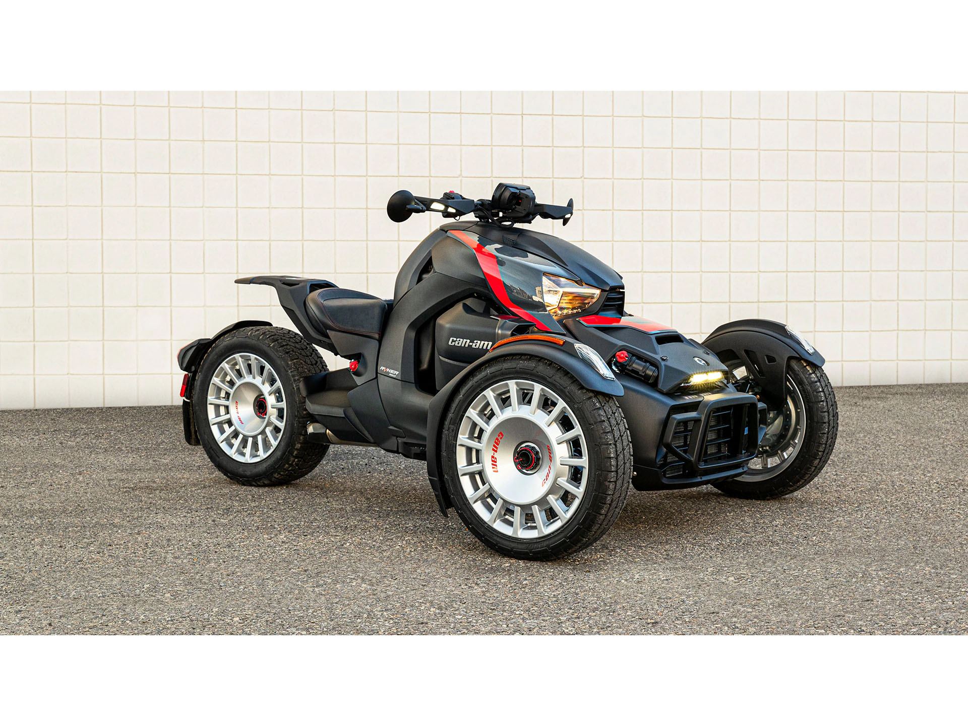 New 2024 CanAm Ryker Rally Intense Black Motorcycles in Berkeley