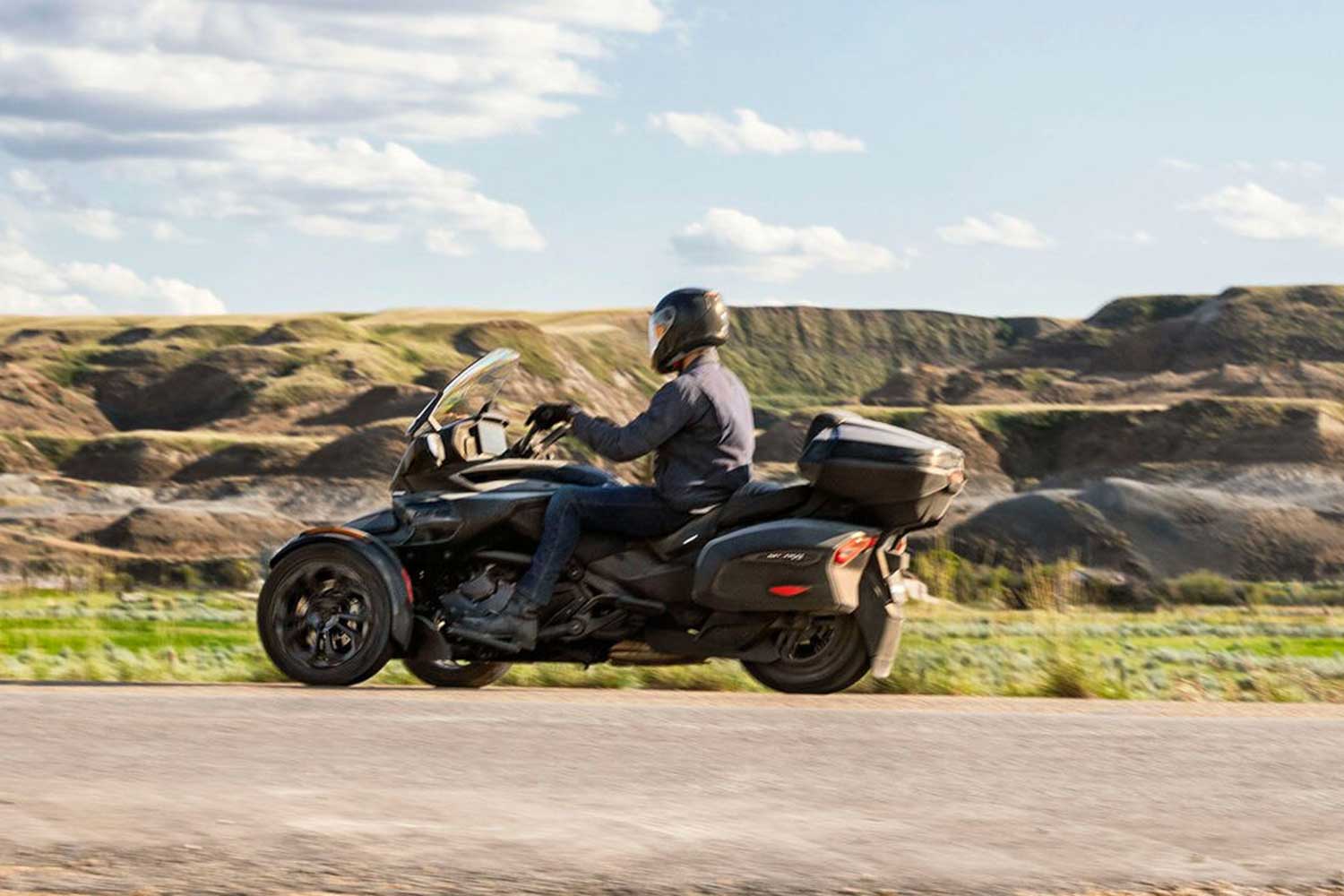 New 2024 CanAm Spyder F3 Limited Monolith Black Satin / Dark