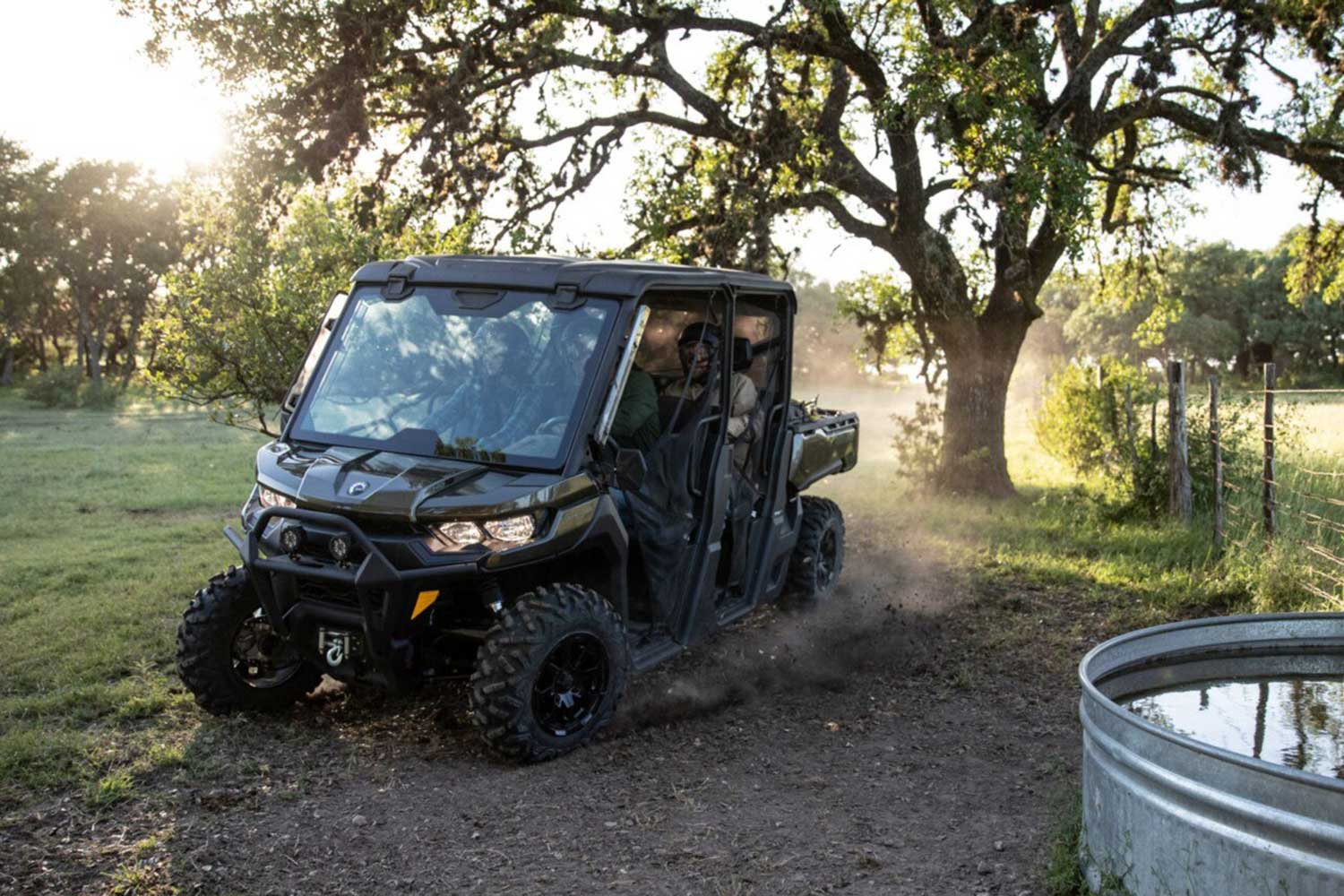 2024 Can-Am Defender MAX HD9 in Mineral Wells, West Virginia - Photo 3