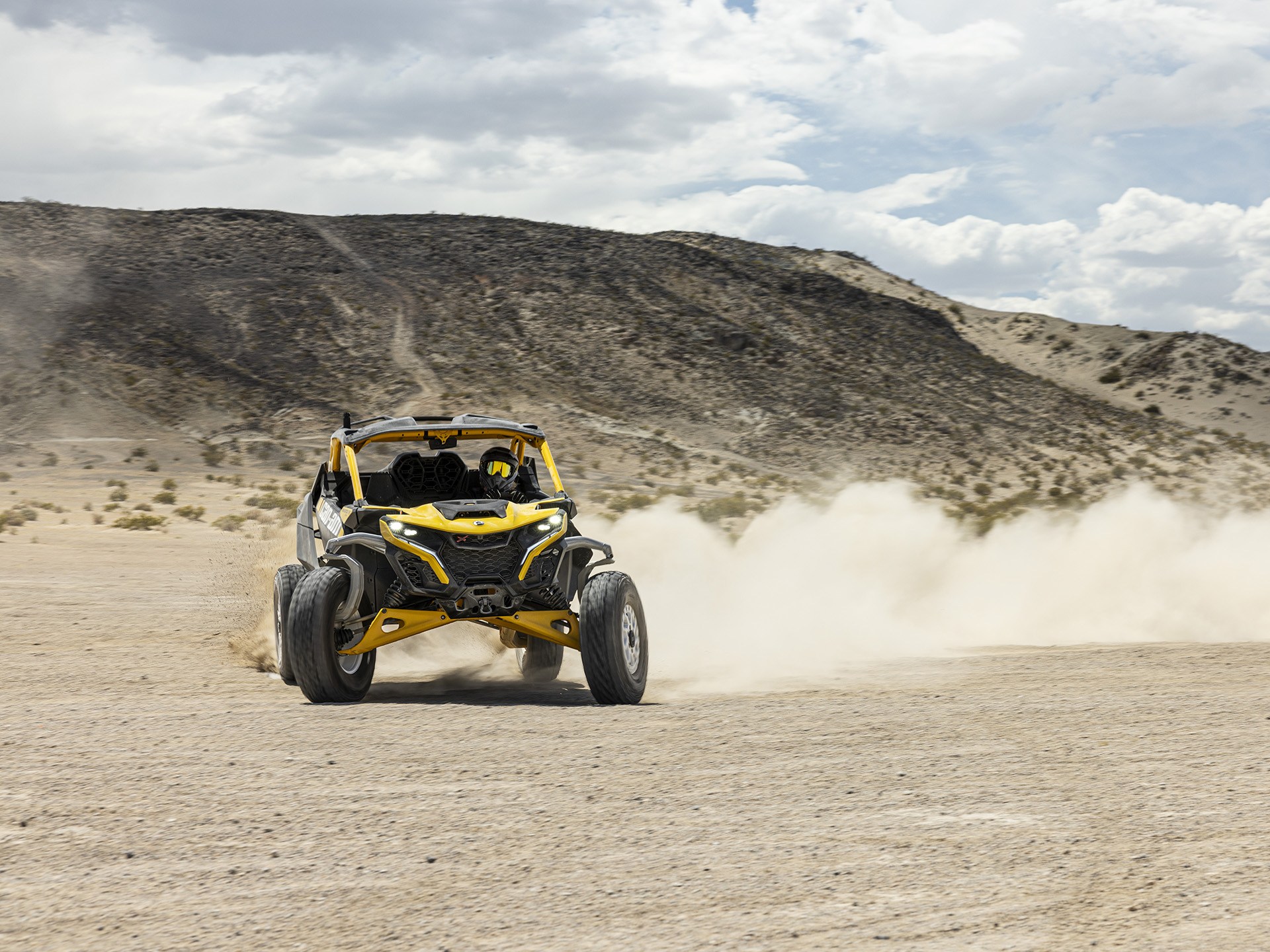 2024 Can-Am Maverick R X RS with Smart-Shox 999T DCT in Honeyville, Utah - Photo 15