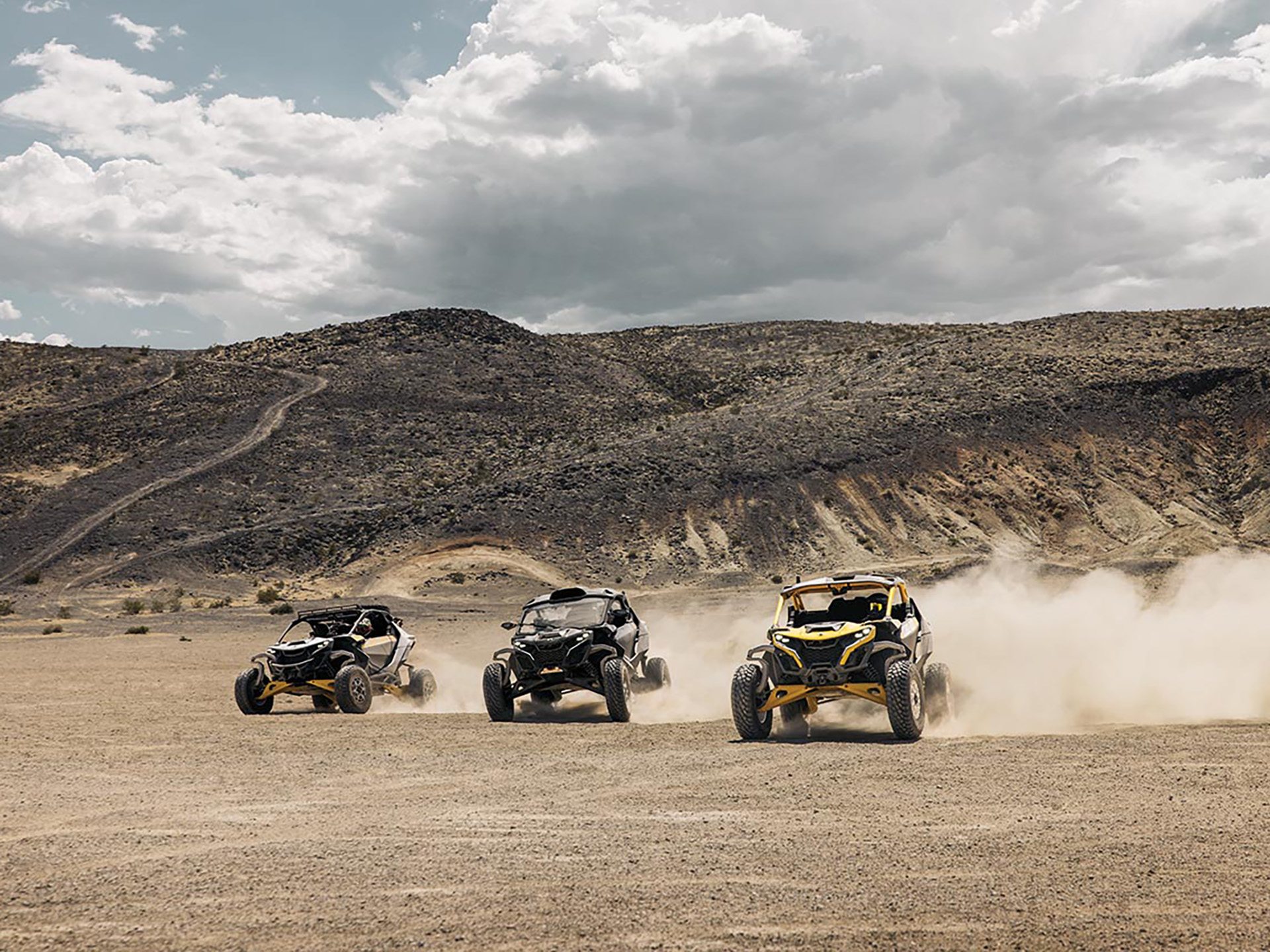 2024 Can-Am Maverick R X RS with Smart-Shox 999T DCT in Fairview, Utah - Photo 8