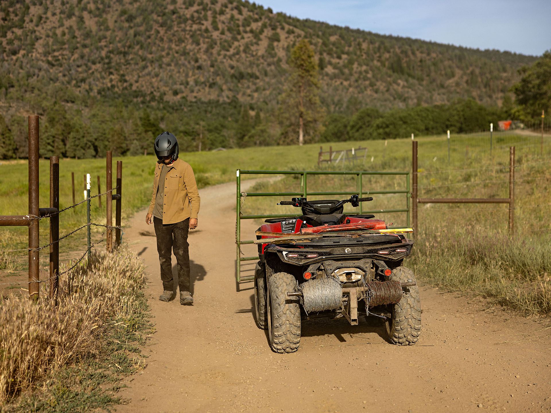 2025 Can-Am Outlander 850 in Festus, Missouri - Photo 15