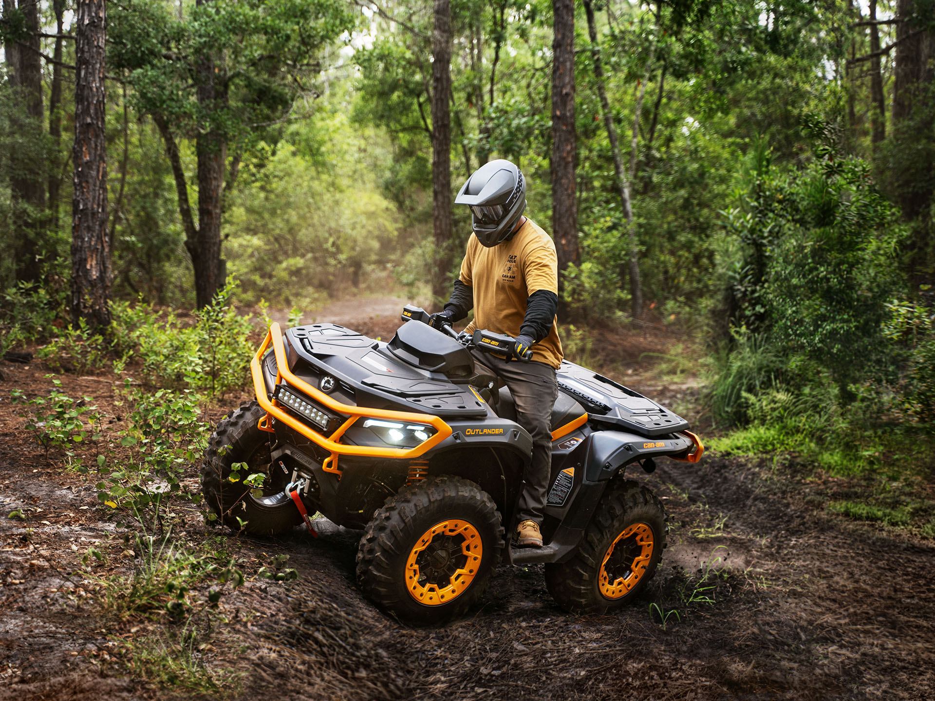 2025 Can-Am Outlander XT-P 1000R in Jones, Oklahoma - Photo 14