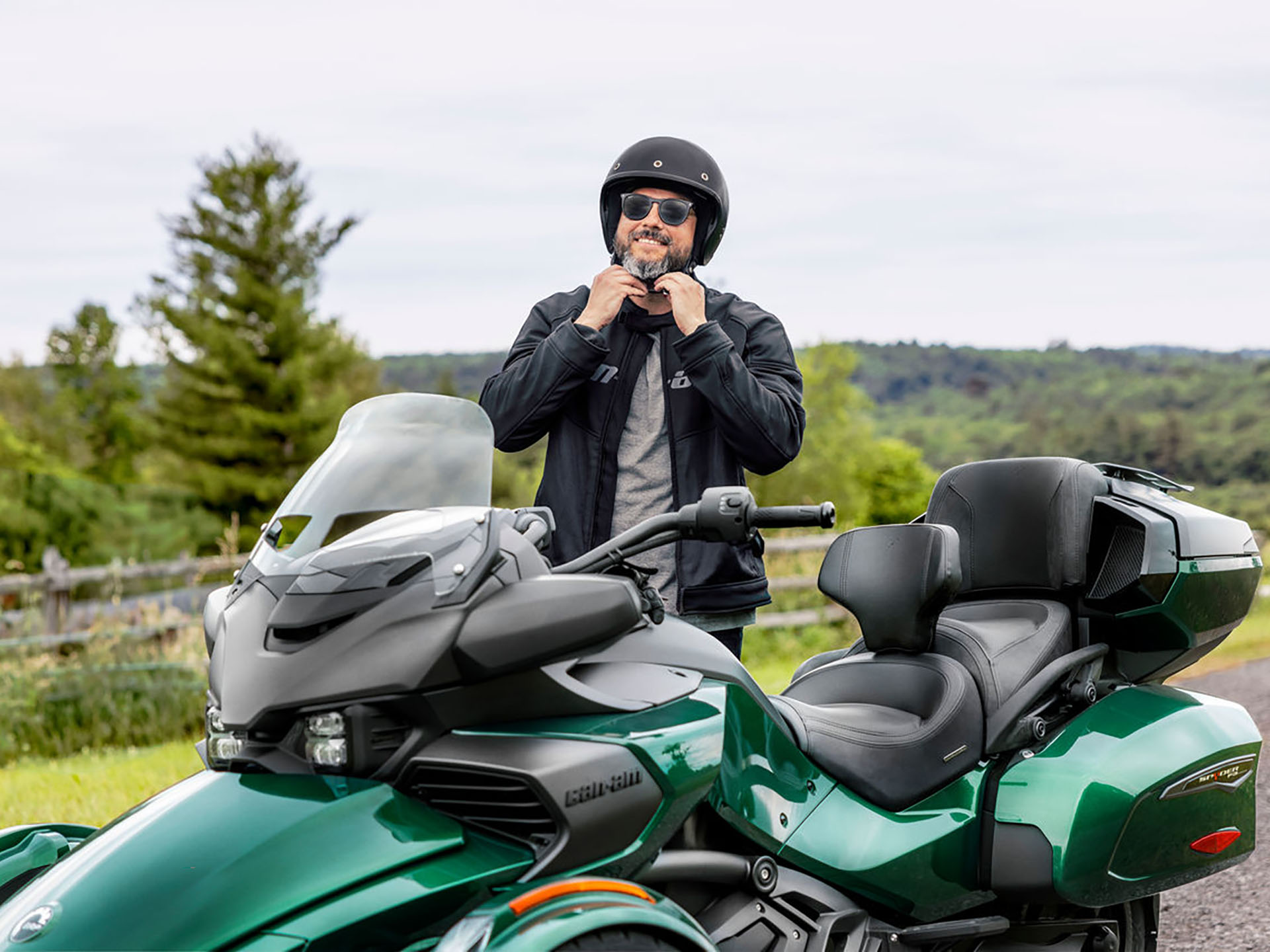 2025 Can-Am Spyder F3 Limited Special Series in Waukon, Iowa - Photo 4