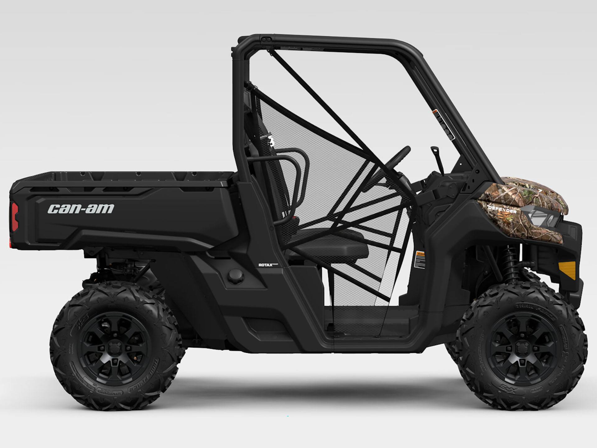 2025 Can-Am Defender DPS HD7 in Helena, Montana - Photo 2