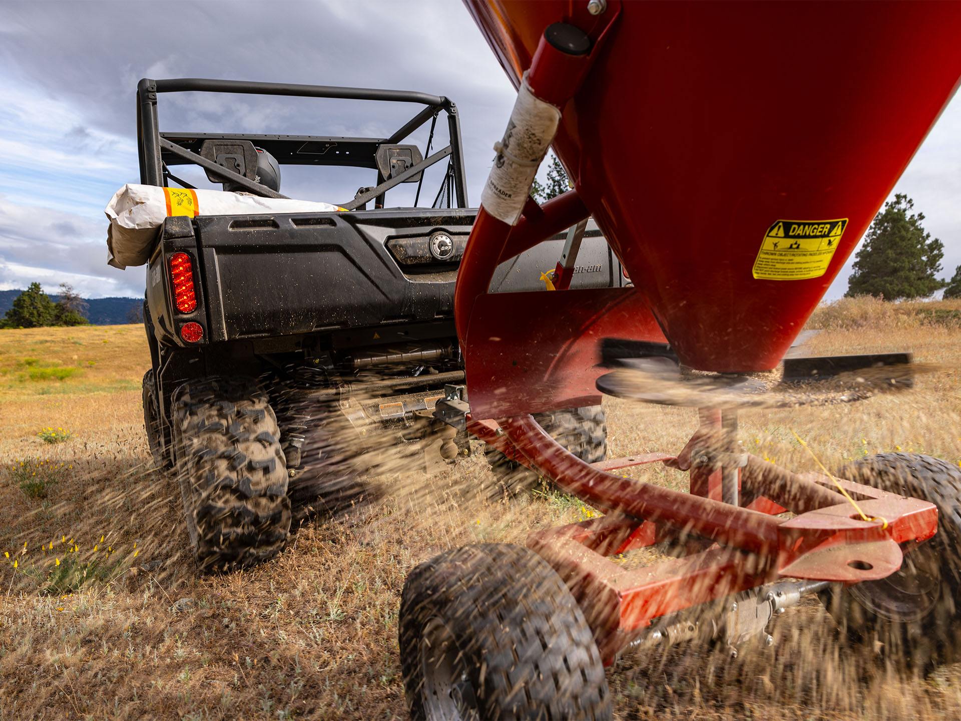 2025 Can-Am Defender DPS HD7 in Stillwater, Oklahoma - Photo 8