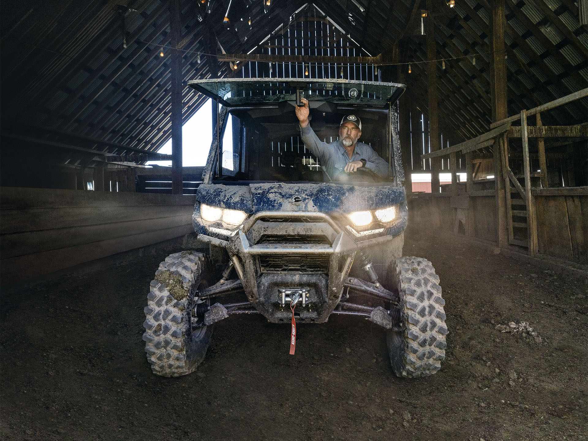 2025 Can-Am Defender MAX Limited in Mineral Wells, West Virginia - Photo 17