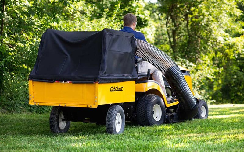 2022 Cub Cadet 50 and 54 in. Leaf Collector in Marion, North Carolina - Photo 3