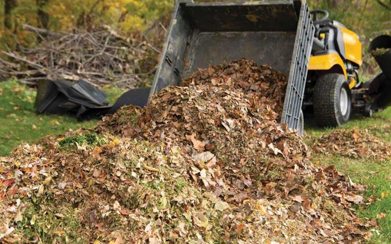 2023 Cub Cadet 50 and 54 in. Leaf Collector in Saint Helens, Oregon - Photo 5