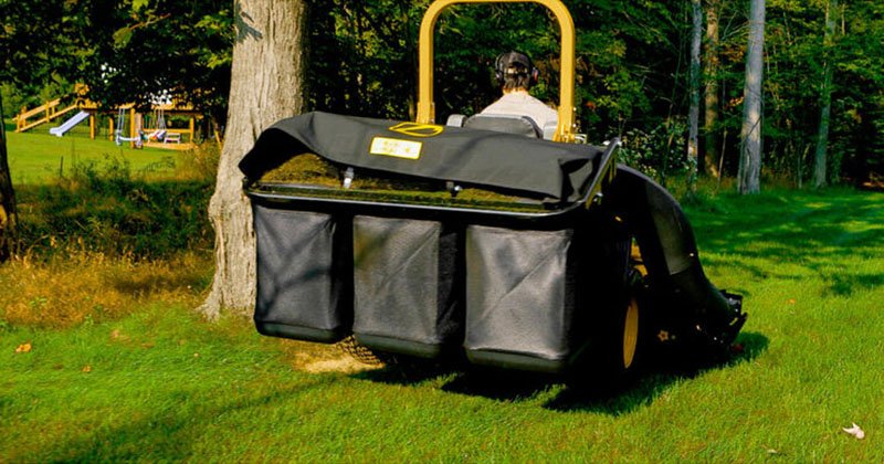 2023 Cub Cadet Pro PCS 1900 Three Bag Collection System in Bowling Green, Kentucky - Photo 8